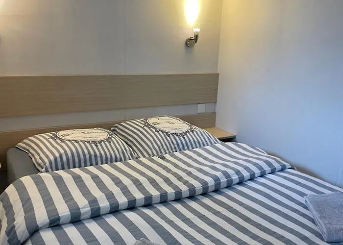 캠프장 Au Coeur De La Nature