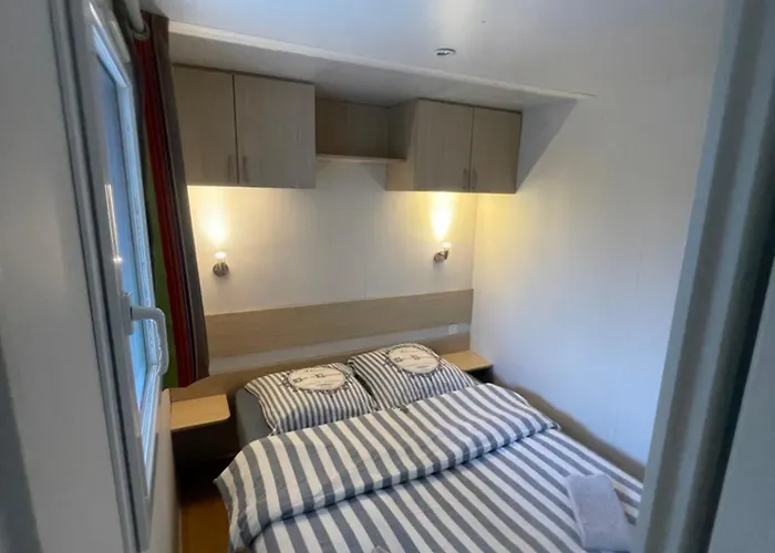 캠프장 Au Coeur De La Nature Le Grand-Lucé